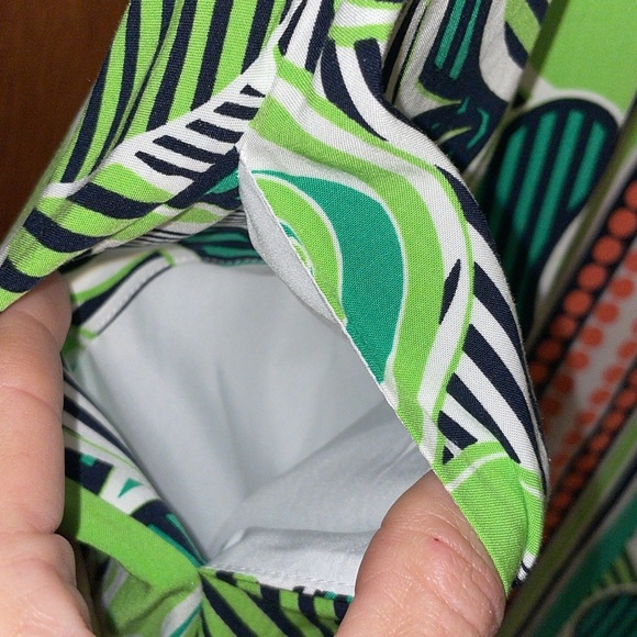 •CROWN & IVY•NWOT GREEN MULTI-PATTERNED 100% LINED SLEEVELESS DRESS SIZE MEDIUM - Picture 5 of 14